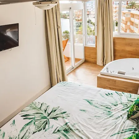 Jacuzzi - Primera Linea Apartment *